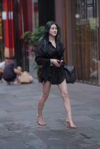 【精选街拍】Vol.2820 黑色衬衫裙 [137P+1V-1.95GB]