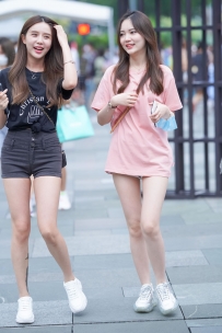 【精选街拍】Vol.2420 黑色热裤灰色热裤 [211P-2.42GB]