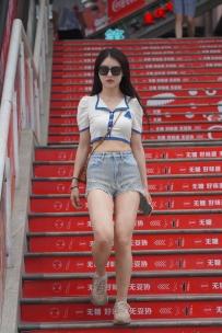 【精选街拍】Vol.1822 凯恩模拍作品 - 牛仔热裤美女 [573P-1.99GB]