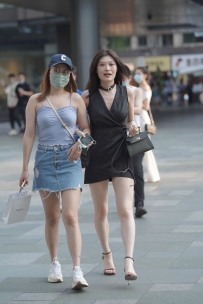 【精选街拍】Vol.2033 黑色吊带裙 [272P-2.88GB]