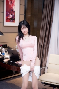 【遇糖圈】No.209_#谢小蒽(幼幼)_粉色OL_内购无水版_[134P-3.78GB]