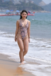 【精选街拍】Vol.0571 久久模拍摄影作品 慢热 [642P+1V-6.33GB]