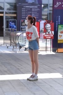 【精选街拍】Vol.1365 紧身热裤美女 [156P-561MB]